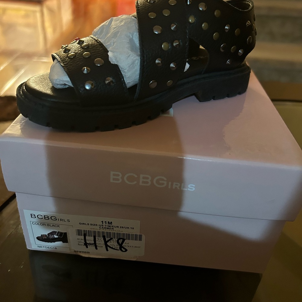 NIB BCBG Girls Black Carmen Platform Sandals Size 11 US